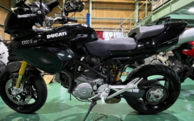 DUCATI  DUCATI  MULTISTRADA 1000SDS 2005 ZDMA100AB5B