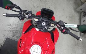 DUCATI ストリート FIGHTER V2S 2025