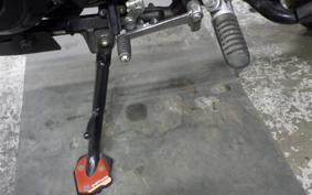 SUZUKI Vｽﾄﾛｰﾑ250 2020