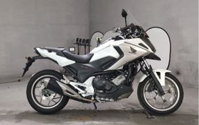 HONDA NC750X 2016 RC90