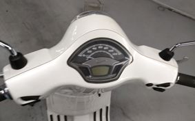 VESPA  VESPA VXL125 ..