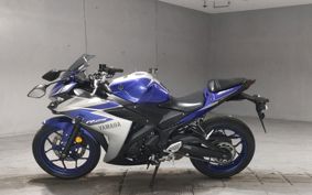 YAMAHA YZF-R25 RG10J