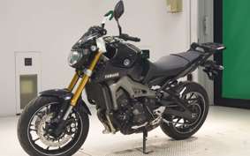 YAMAHA MT-09 A 2015 RN34J