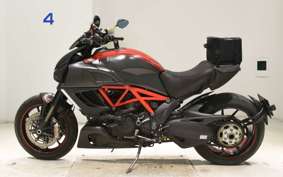 DUCATI DIAVEL Carbon 2011
