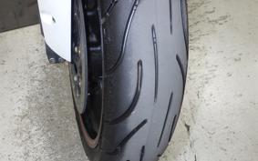 YAMAHA YZF-R1 2010
