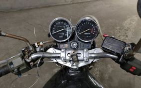 KAWASAKI ZEPHYR400 412253