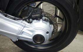 MOTO GUZZI V100マンデッロS 2023