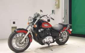 HONDA SHADOW 1100 CLASSIC 1995