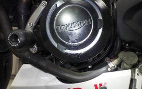 TRIUMPH STREET TRIPLE 85 2013