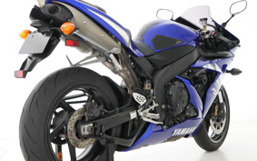 YAMAHA YZF-R1 2005 RN13