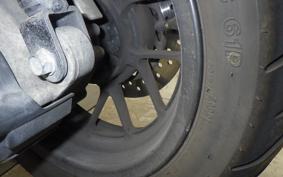 HONDA FORZA SI 2006 MF12