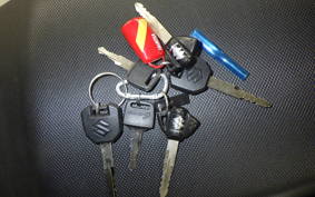 SUZUKI Vｽﾄﾛｰﾑ250A