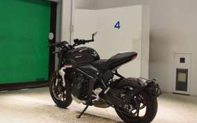 TRIUMPH TRIDENT 660 2023