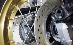 SUZUKI Vｽﾄﾛｰﾑ650XTA C733M