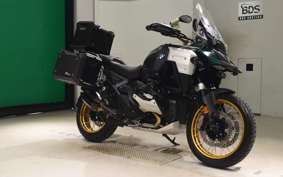BMW R1300GS Adventure 2025