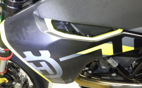 HUSQVARNA 701SM 2024