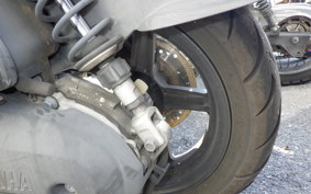 YAMAHA CYGNUS 125 XSR 3 SED8J