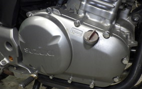 SUZUKI GSR250