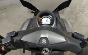 YAMAHA N-MAX 155 SG50J