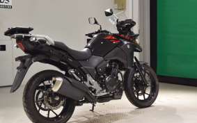 SUZUKI Vｽﾄﾛｰﾑ250A 1999