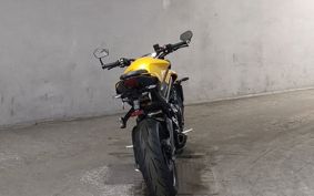 TRIUMPH STREET TRIPLE RS HDA614