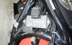 HARLEY XL883R 2005