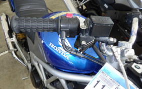 HONDA VTR 250 Gen. 2 2003 MC33