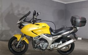 YAMAHA TDM900 2002 RN08