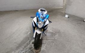 SUZUKI GSX-R750 C4111
