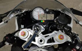 BMW S1000RR 0524