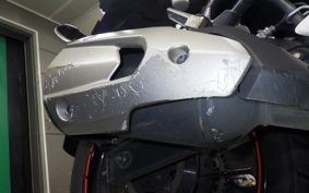 YAMAHA FZS25