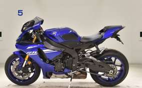 YAMAHA YZF-R1 2018