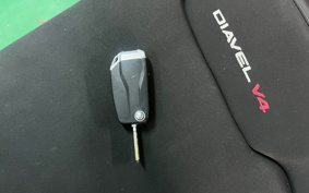 DUCATI DIAVEL V4 2023 3G00