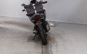 HONDA CRF1100L AFRICA TWIN DCT SD10