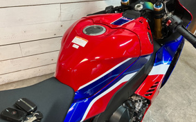 HONDA CBR1000RR-R FB SP 2023 SC82