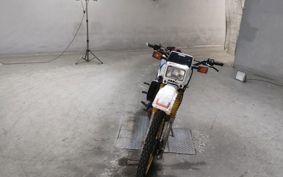 YAMAHA DT125 17F