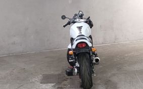 SUZUKI INAZUMA 400 GK7BA