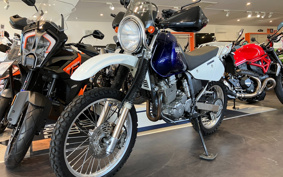 SUZUKI DJEBEL250XC SJ45A