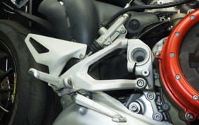DUCATI STREETFIGHTER V4 S 2020