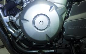 SUZUKI GSR250S