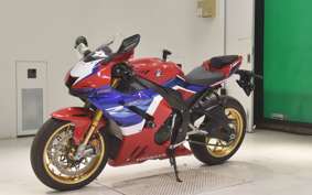 HONDA CBR1000RR RSP 2024 SC82