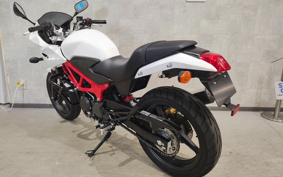 HONDA VTR 250 F MC33