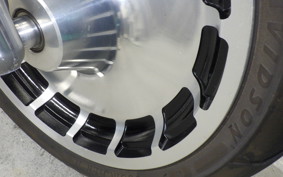 HARLEY FLBS 1870 2020