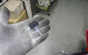 SUZUKI GSX750S KATANA Gen.3 1984 GR72A