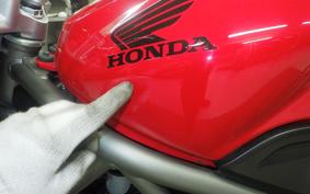 HONDA VTR 250 Gen. 2 MC33