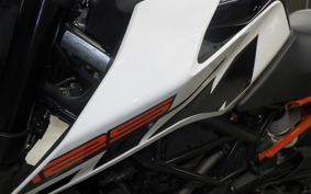 KTM 125 DUKE 2025