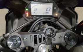 YAMAHA YZF-R25 RG43J