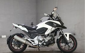 HONDA NC700X DCT RC63