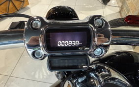 HARLEY  HARLEY FXBR 2023 YEZ