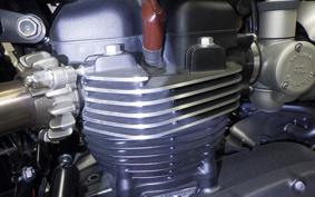 TRIUMPH BONNEVILLE BOBBER 2024